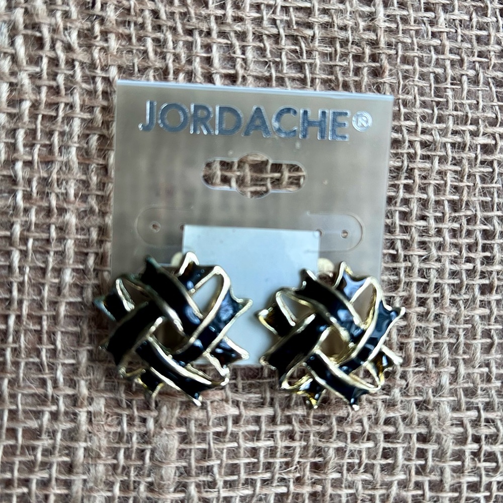 Vintage Jordache Gold Tone & Black Clip On Earrings